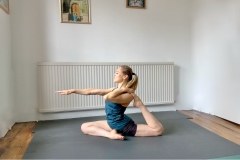 Eka Pada Raja Kapotasana - Philippa Asher