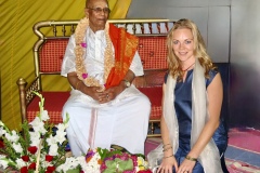 Pattabhi Jois with Philippa Asher 2008 Pattabhi Jois with Philippa Asher 2008