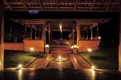 amablama at night